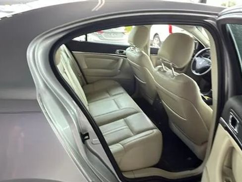 Used 2013 Lincoln MKS FWD image 6