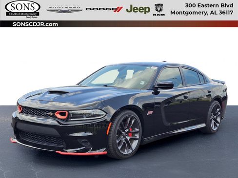 Used 2022 Dodge Charger Scat Pack RWD image 1