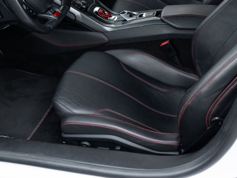 Used 2016 Lamborghini Huracan LP 580-2 RWD image 34