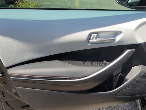 Used 2025 Toyota Corolla SE image 11