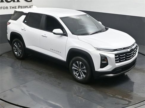 New 2026 Chevrolet Equinox LT w/ LPO, Floor Liner Package image 26