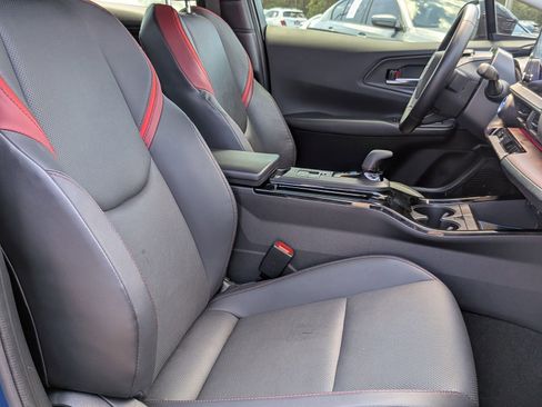 Used 2024 Toyota Prius Prime FWD image 19