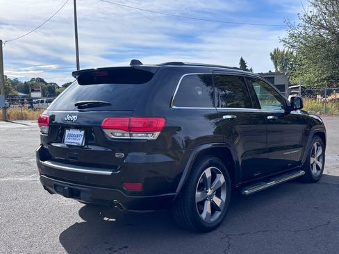 Used 2015 Jeep Grand Cherokee Overland w/ Advanced Technology Group image 13