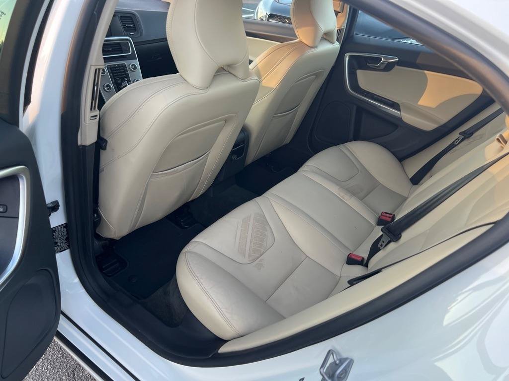 Used 2017 Volvo S60 T5 Dynamic AWD/4WD image 13