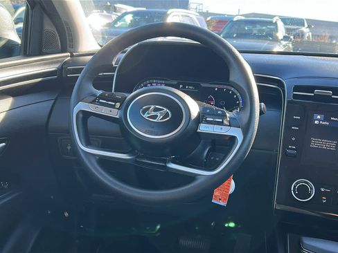 Used 2023 Hyundai Tucson SE image 20