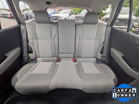 Used 2022 Subaru Outback Premium AWD/4WD image 17