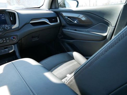 Used 2022 GMC Terrain Denali image 15