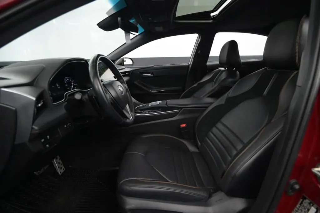 Used 2019 Toyota Avalon XSE w/ All Weather Liner Package FWD image 40