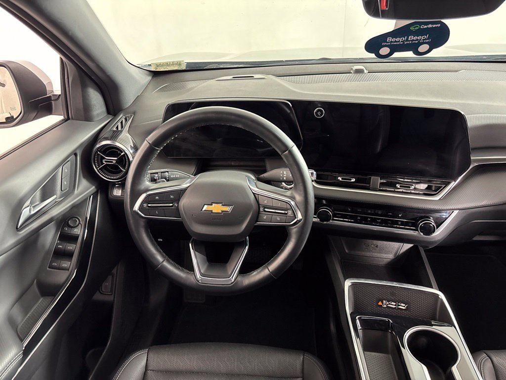 Certified 2025 Chevrolet Equinox LT w/ Convenience Package II AWD/4WD image 2