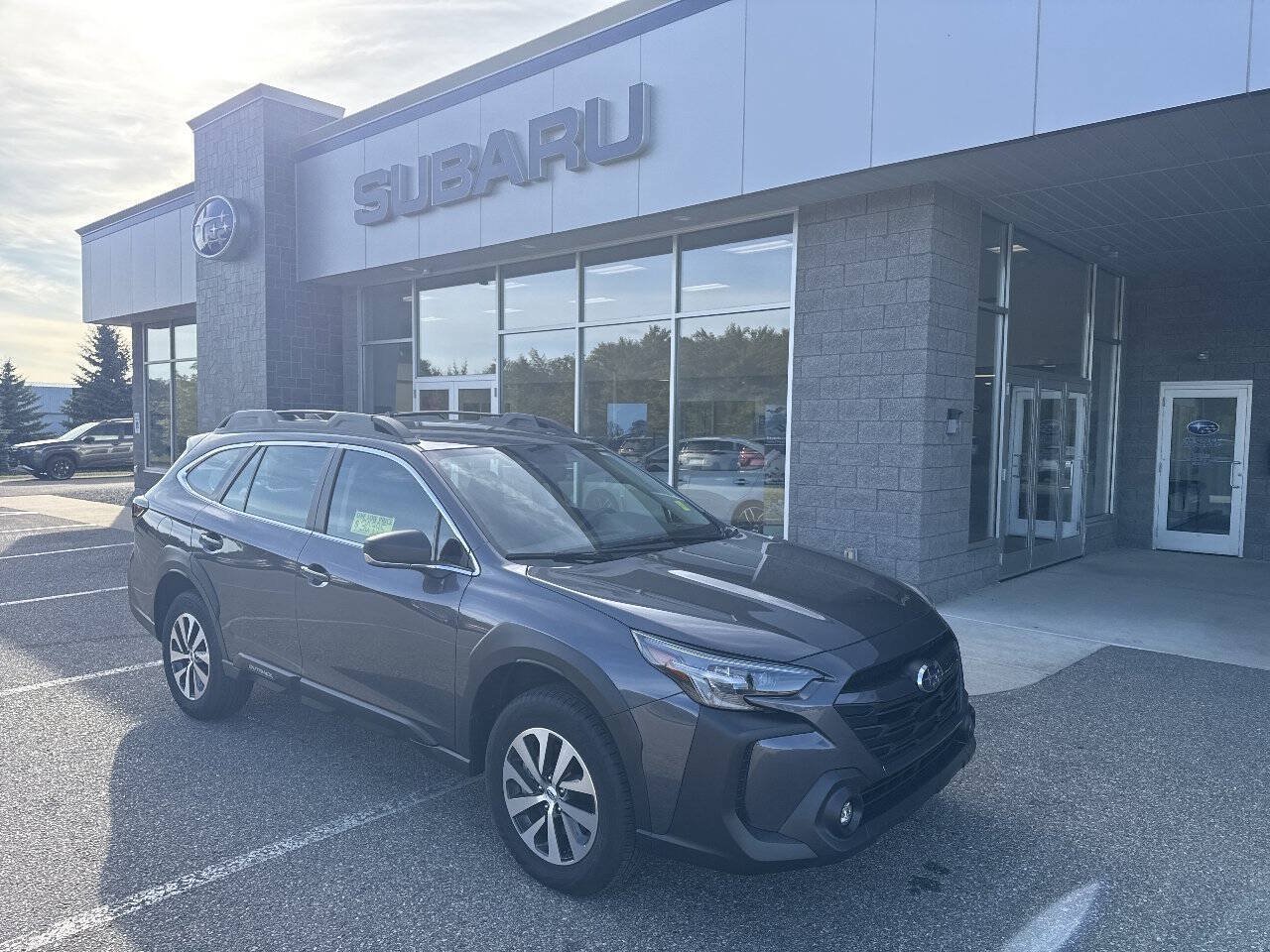 Certified 2025 Subaru Outback w/ Popular Package #1A AWD/4WD image 2
