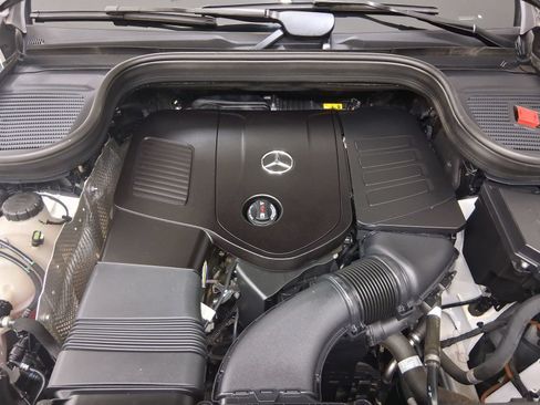 Used 2024 Mercedes-Benz GLE 350 4MATIC image 37