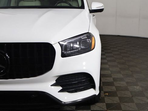 Used 2023 Mercedes-Benz GLS 450 4MATIC w/ AMG Line Exterior image 17