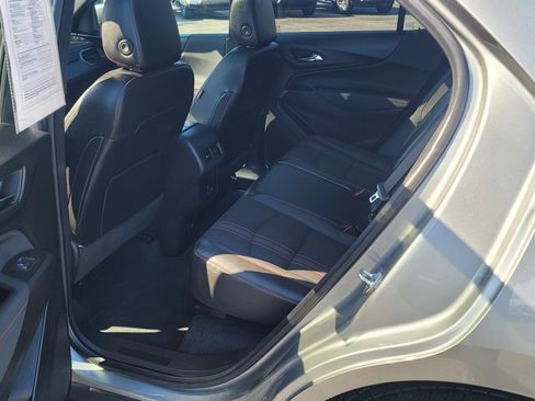 Used 2023 Chevrolet Equinox RS FWD image 26
