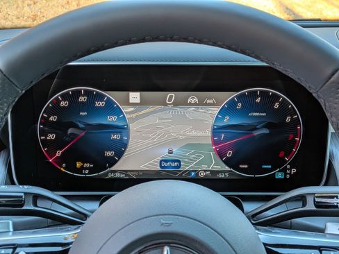 Used 2026 Mercedes-Benz GLC 300 4MATIC image 21