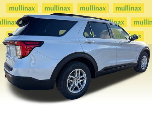 New 2026 Ford Explorer Active image 14