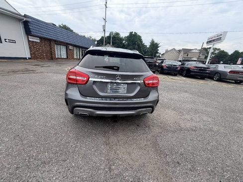 Used 2015 Mercedes-Benz GLA 250 4MATIC image 31