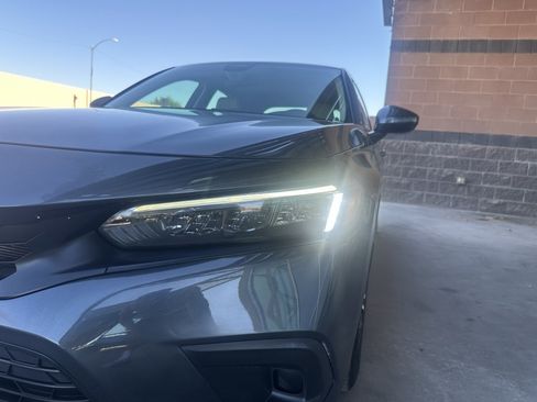 Used 2024 Honda Civic EX-L image 10