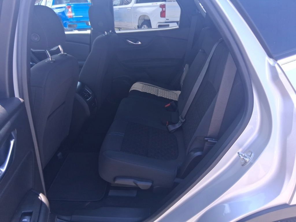 Used 2021 Chevrolet Blazer LT FWD image 25