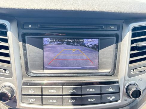 Used 2018 Hyundai Tucson SE AWD/4WD image 21