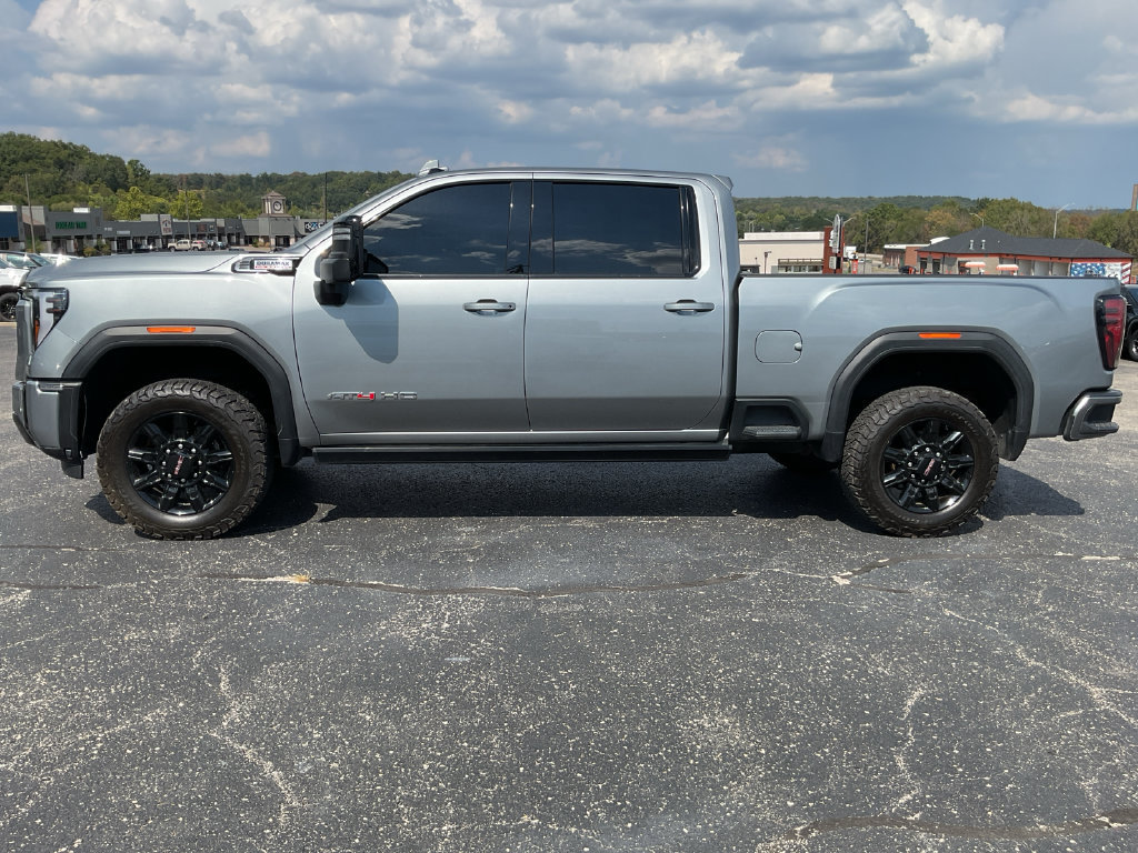 Used 2024 GMC Sierra 2500 AT4 w/ AT4 Premium Plus Package AWD/4WD image 5