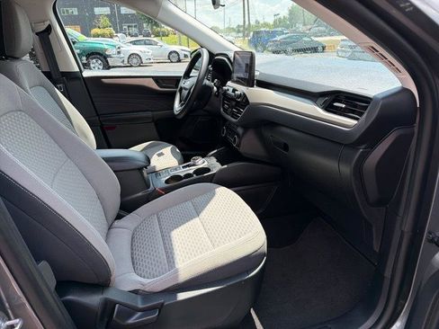 Used 2022 Ford Escape SE FWD image 5