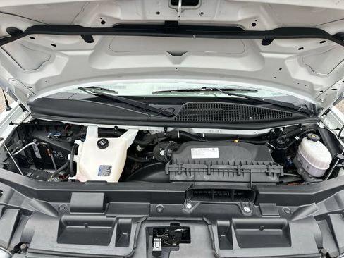Used 2023 GMC Savana 2500 w/ Driver Convenience Package image 31