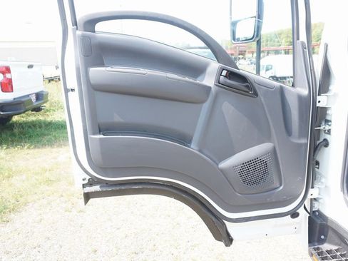 New 2024 Chevrolet Low Cab Forward 4500 XD RWD image 13