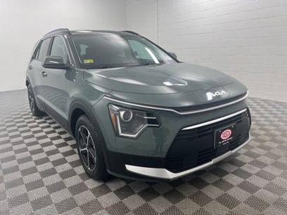 Used 2023 Kia Niro EX
