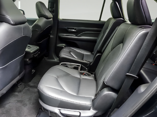 Certified 2025 Toyota Grand Highlander AWD Hybrid image 9