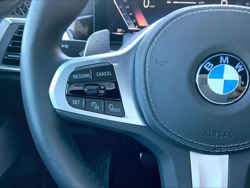Used 2025 BMW X5 xDrive40i image 16