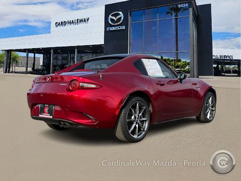Used 2021 MAZDA MX-5 Miata RF Grand Touring image 9