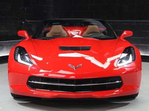 Used 2019 Chevrolet Corvette Stingray Convertible w/ 2LT Preferred Equipment Group image 5