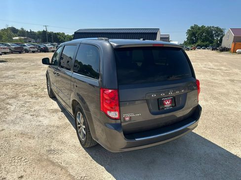 Used 2014 Dodge Grand Caravan SXT FWD image 8