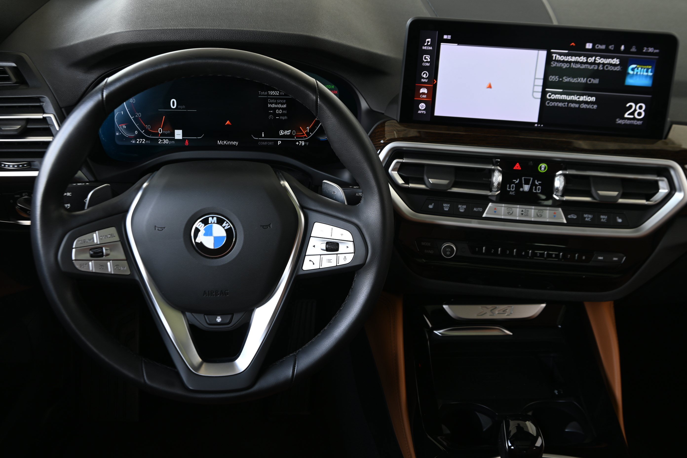 Certified 2025 BMW X4 xDrive30i AWD/4WD image 16