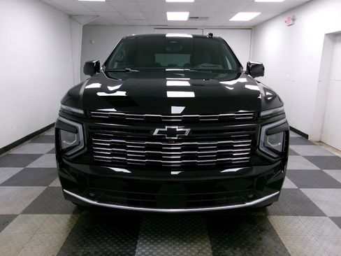 Certified 2025 Chevrolet Tahoe High Country w/ Sun And Tow Package image 17