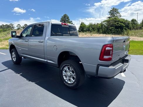 Used 2024 RAM 2500 Laramie w/ Safety Group AWD/4WD image 3
