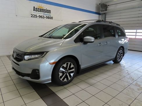 New 2026 Honda Odyssey EX-L image 2