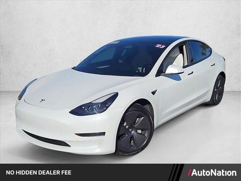 Used 2023 Tesla Model 3 Standard Range RWD image 1