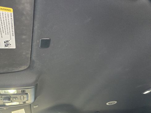 Used 2021 Chevrolet Tahoe RST w/ Luxury Package image 19