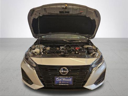 Certified 2023 Nissan Altima 2.5 SV image 5