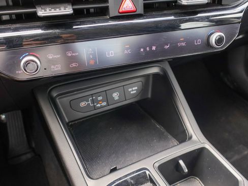Used 2025 Kia K5 LXS FWD image 14