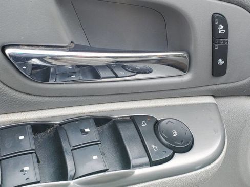 Used 2012 Chevrolet Avalanche LT w/ Suspension Package, Off-Road image 16