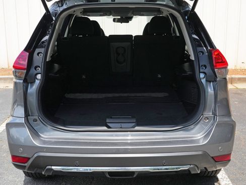 Used 2020 Nissan Rogue SV AWD/4WD image 9
