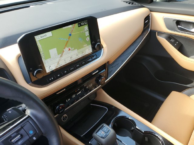 Used 2023 Nissan Rogue Platinum w/ Platinum Premium Package FWD image 19