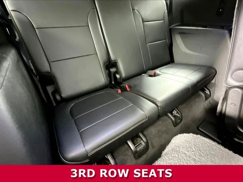 Used 2019 Chevrolet Traverse Premier w/ Redline Edition image 24