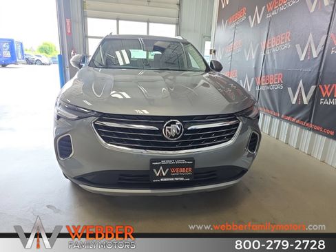 Used 2023 Buick Envision Essence AWD/4WD image 2
