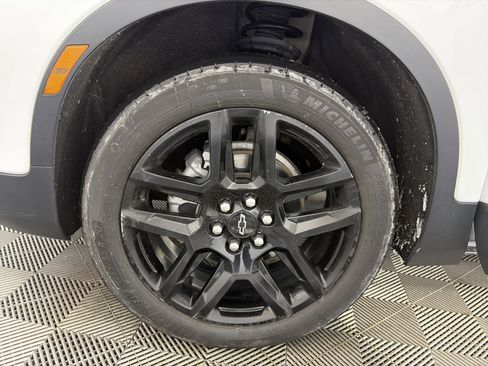 Used 2023 Chevrolet Blazer LT image 13