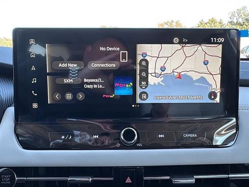 New 2025 Mitsubishi Outlander SEL image 23