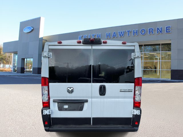Used 2025 RAM ProMaster 2500 w/ U-Haul Equipment Group FWD image 5