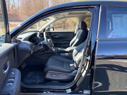 New 2026 Honda HR-V EX-L image 11